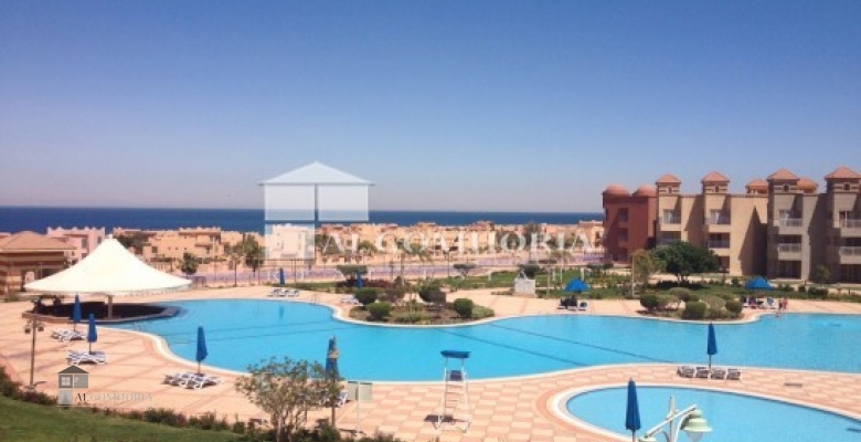 العين السخنة_ووتر فرونت بوزه