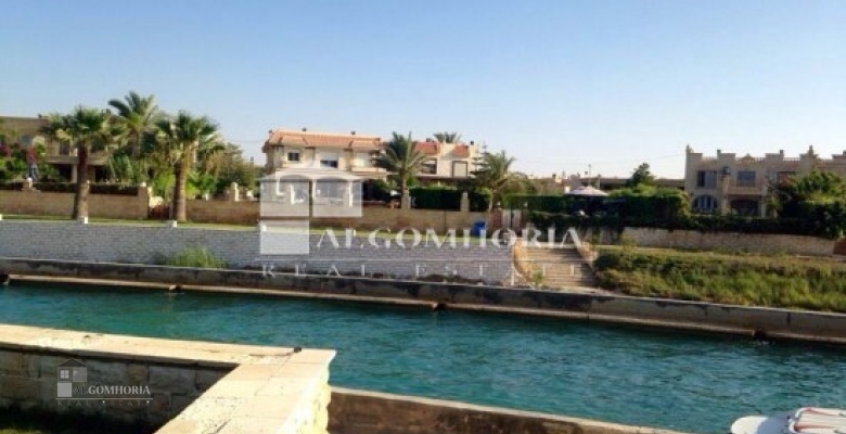 Villa 240.00 for sale M2 in North Coast, Marina