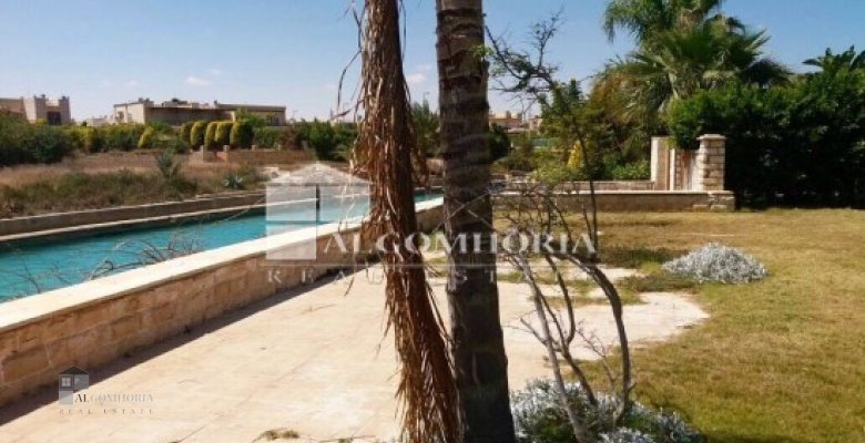 Villa 240.00 for sale M2 in North Coast, Marina