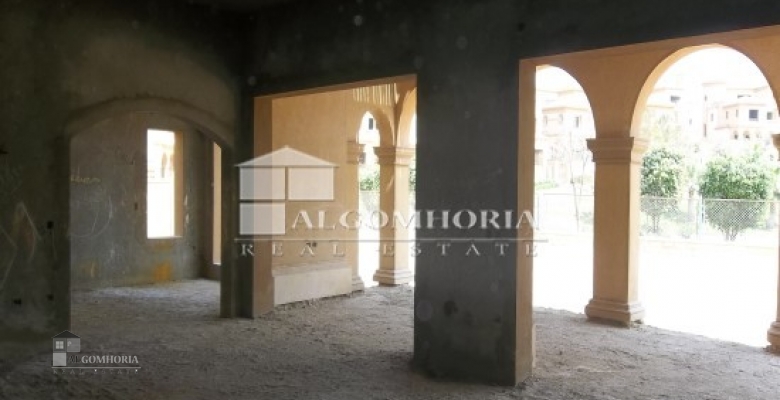 Villa 783.00 for sale M2 in Cairo, Tagamoa El Khames