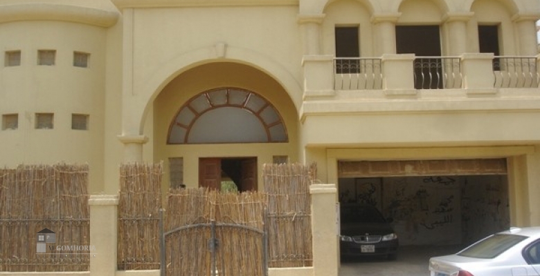 Villa 700.00 for sale M2 in Giza, 6th of october