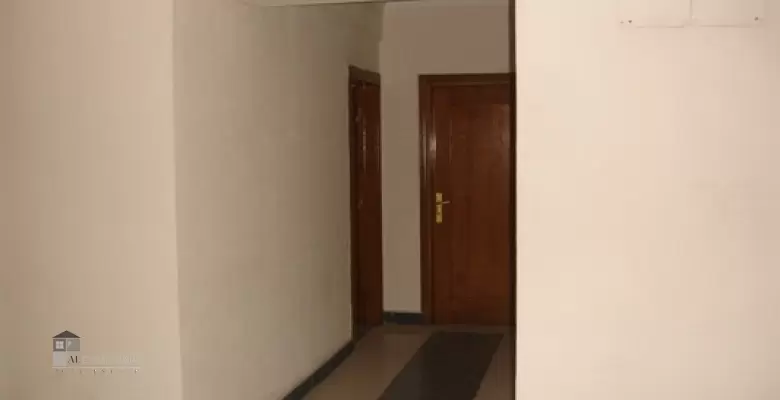 مكتب اداري دور اول للايجار بالمهندسين