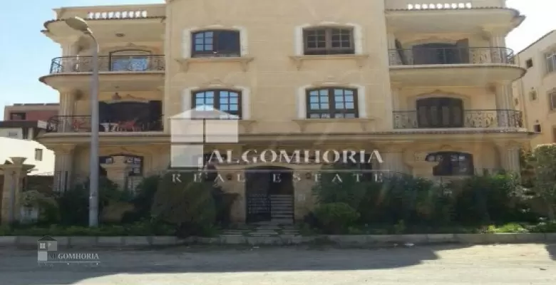 Duplex 440.00 for sale M2 in Cairo, Tagamoa El Khames