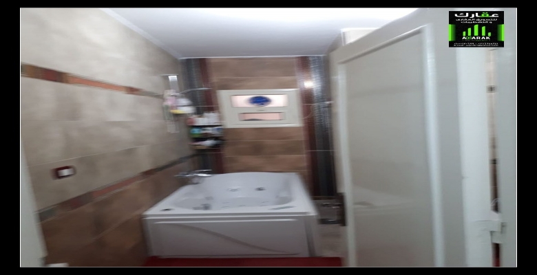 شقه بكمبوند حي الاشجار بالسادس من اكتوبر مساحه 117 م موقع مميز جدا بدون اسانسير