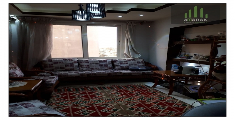 شقه بكمبوند حي الاشجار بالسادس من اكتوبر مساحه 117 م موقع مميز جدا بدون اسانسير