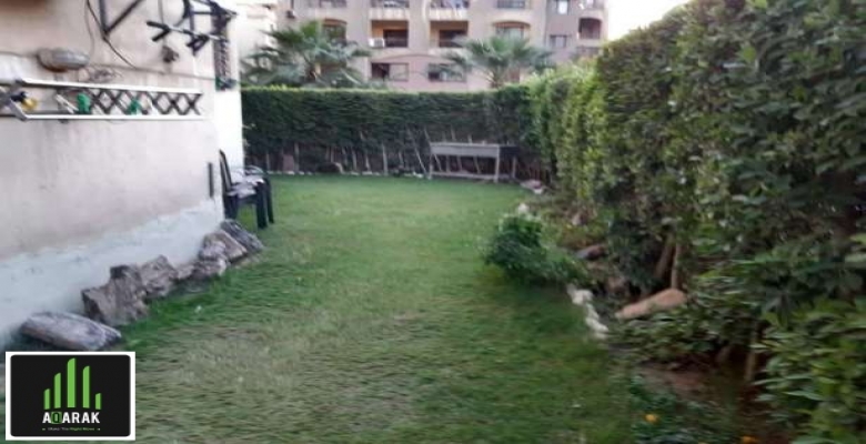 بكمبوند حي الاشجار.. 135 م شقه ٣ غرف ٣ حمام ريسبشن ٣ قطع / دور ارضي بحديقه بالمطبخ ( امريكان بالرخام )