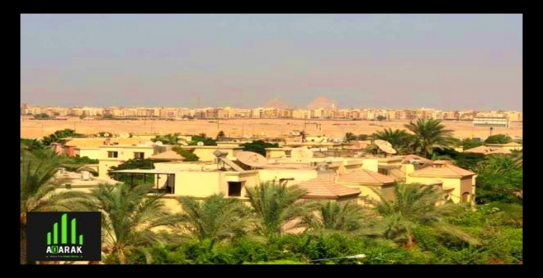 شقه للتمليك تشطيب الشركه مساحه  160متر كمبوند حي الاشجار 6 اكتوبر