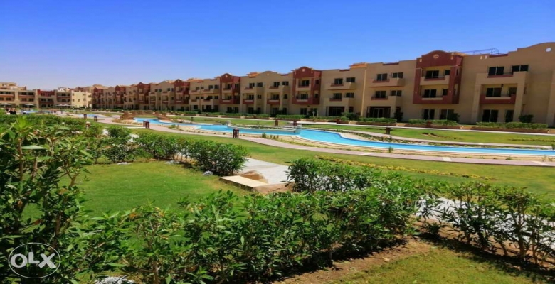 امتلك شاليه دور ثاني بروف 90 متر علي البحر بمقدم 24الف جنيه