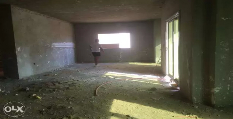 شقة 208 متر للبيع في حي الأنلدس بالتجمع الخامش بجانب كوبموند موانت فيو