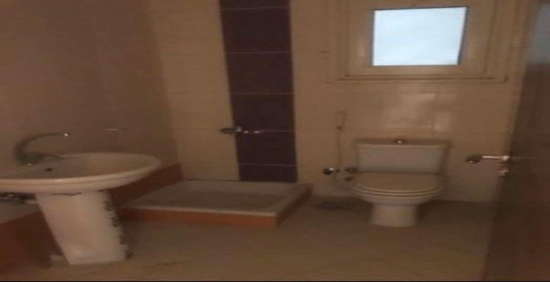 شاليه لقطه للبيع في قرية اماريتس هايتس