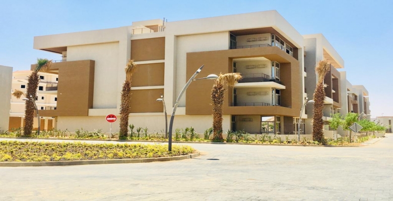 للبيع شقه 174متر فى كمبوند جرندا الشروق