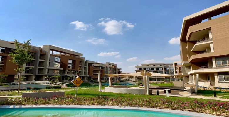 للبيع شقه 174متر فى كمبوند جرندا الشروق