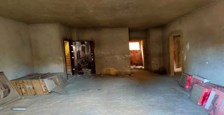 شقه للبيع بالتجمع كمباوند المستشارين