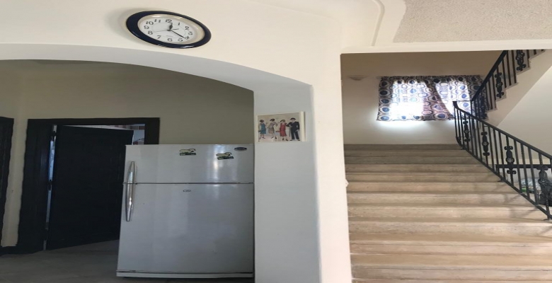 فيلا للبيع في راس سدر