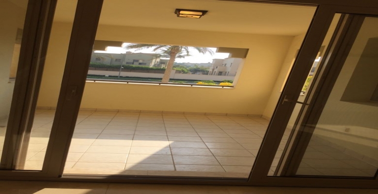 شقة فى اب تاون كايرو ( ارورا ) الترا سوبر لوكس للبيع