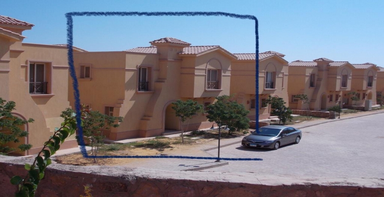 فيلا للبيع العين السخنة - قرية لافيستا توباز