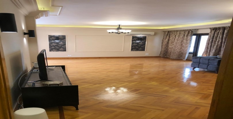 شقه للبيع بميدان لبنان بالفرش