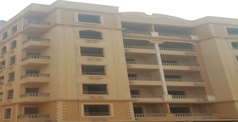 فرصه مميزه - شقه للبيع بحي الاندلس بجوار عمارات نقايه التجاريين