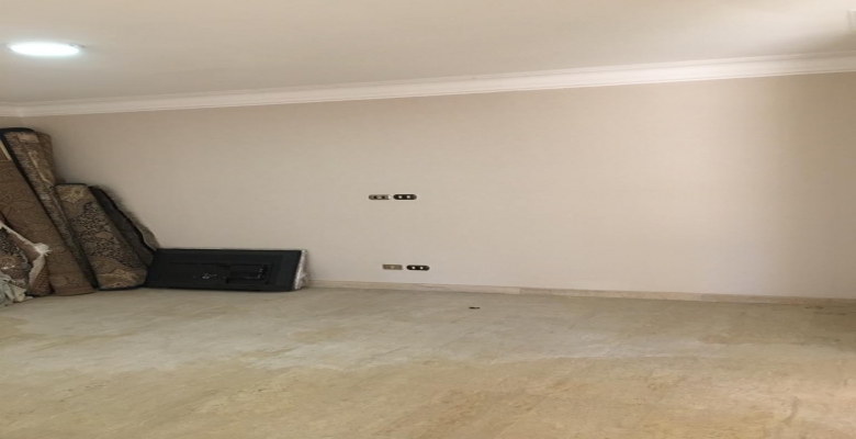 شقه للايجار فى الزمالك تصلح سكنى واداري / An apartment for rent in Zamalek suitable for residential and administrative purposes.