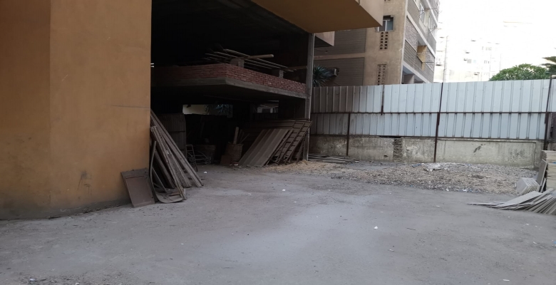 مساحه تجاريه بالدقي متاحه للايجار / البيع