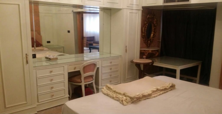 شقة للايجار فى الزمالك(شارع المقريزى )