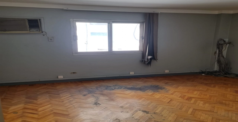 شقة للايجار بالمهندسين - ميدان لبنان