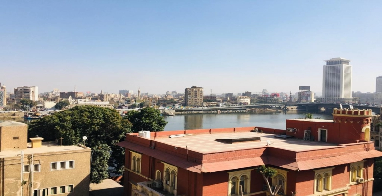 ارض ١١٦٨ متر عليها عقار