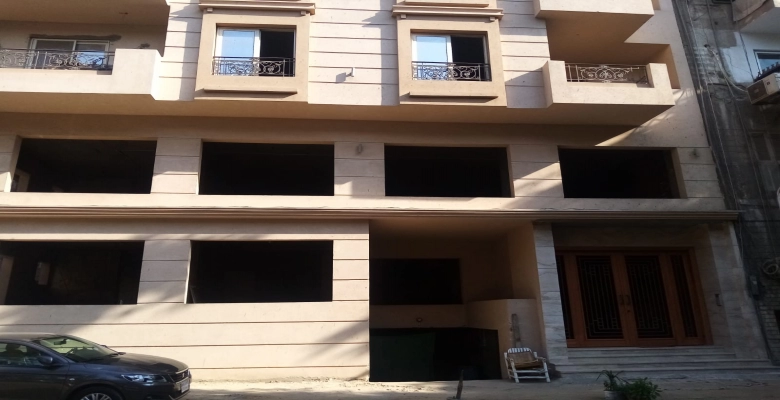 شقة للبيع فى الزمالك (شارع الجزيرة الوسطى)