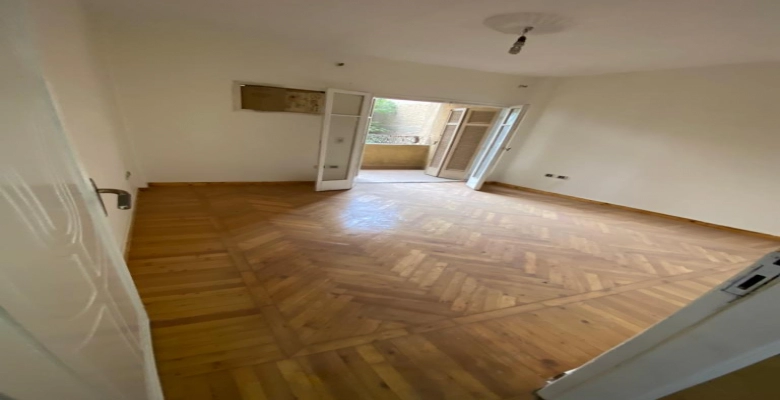 شقة للبيع في سفنكس / Apartment for sale in Sphinx street