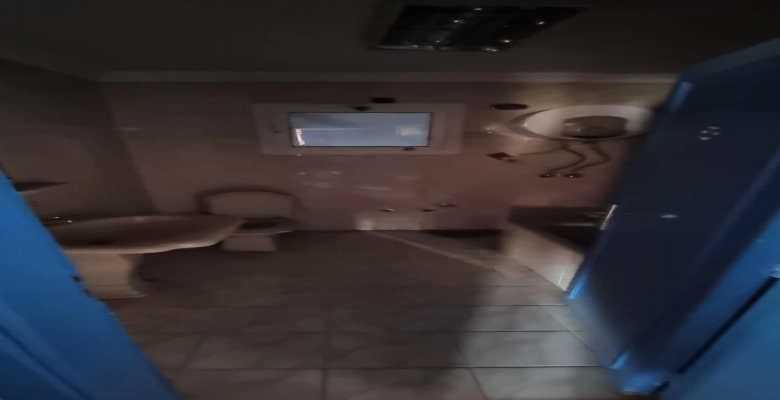 شقة للايجار بالدقي - شارع الدقي الرئيسي