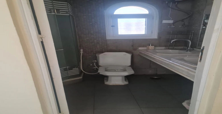 فيلا للايجار فى الساحل الشمالى بوابه 5