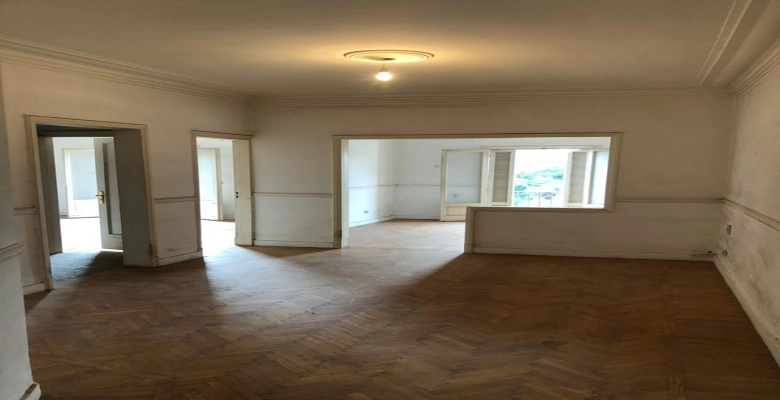 شقة للايجار (قانون جديد) بالزمالك - شارع أحمد حشمت