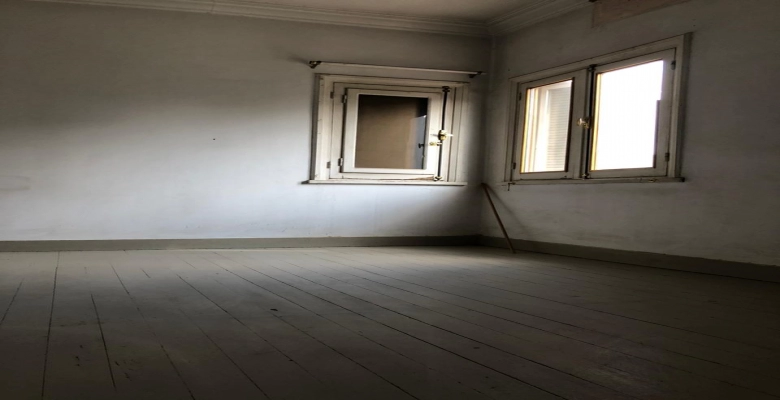 شقة للايجار (قانون جديد) بالزمالك - شارع أحمد حشمت