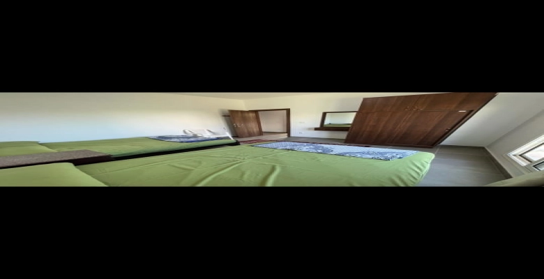 شاليه ارضي بجنينه للايجار بالساحل الشمالي ( امواج )