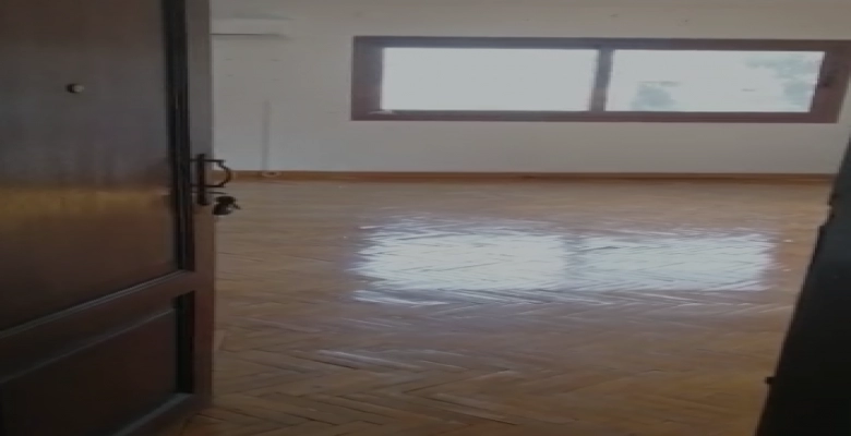 شقة بموقع متميز بالمهندسين سوبر لوكس للإيجار موازي لشارع لبنان / An apartment with a prime location in Mohandeseen, fully furnished for rent, parallel to Lebanon Street.