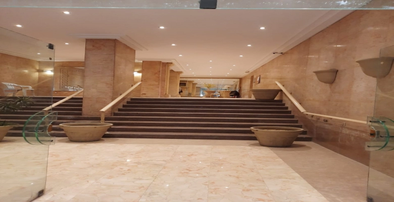 شقه للايجار بالزمالك ( الجزيرة الوسطي ) / Apartment for rent in Zamalek (Central Island)