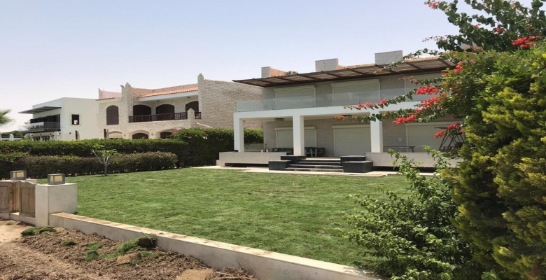 فيلا للبيع  بالساحل الشمالي مارينا