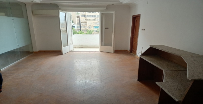 مكتب للايجار بالزمالك