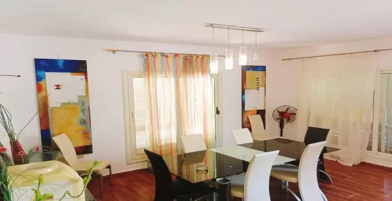 فيلا للأيجار فى مارينا (الساحل الشمالى ) / Villa for rent in Marina (North Coast)