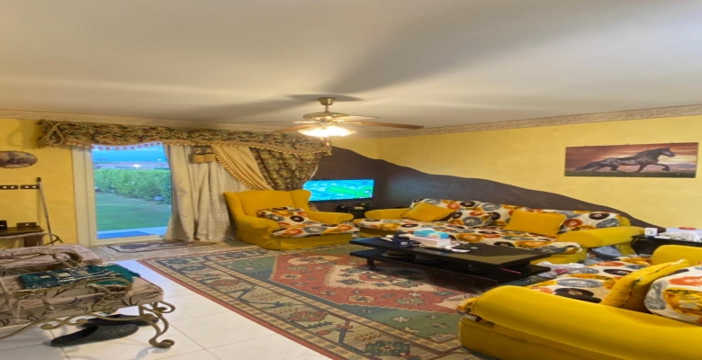 فيلا للايجار فى مارينا 5 (الساحل الشمالى )