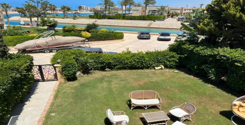 فيلا للايجار او البيع - مارينا