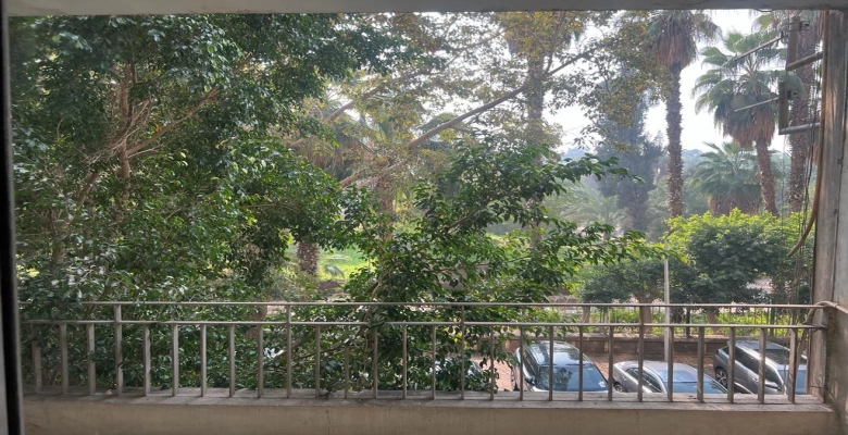 مقر بنك سابق -امام جنينة الاسماك في الزمالك /  Former bank headquarters located in front of the Fish Garden in Zamalek