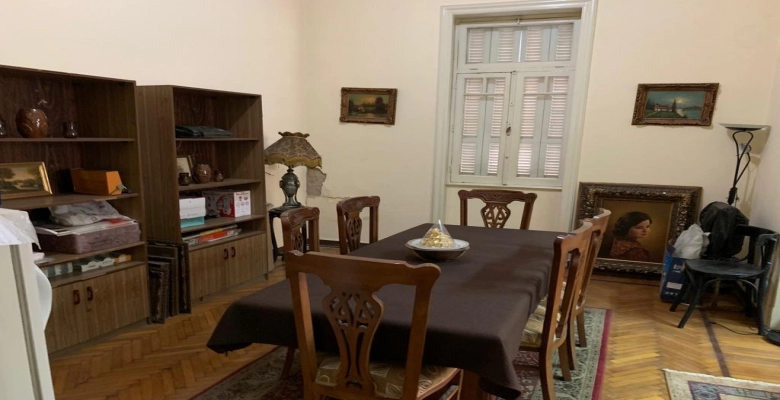 فيلا للايجار في الزمالك دور أول وثاني بجراج