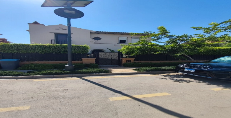 فيلا للايجار فى كمبوند مفيدا | Villa for rent in Mivida Compound