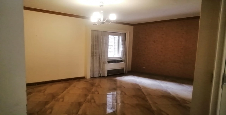 شقة للبيع فى المهندسين شارع عبد المنعم رياض 245 متر