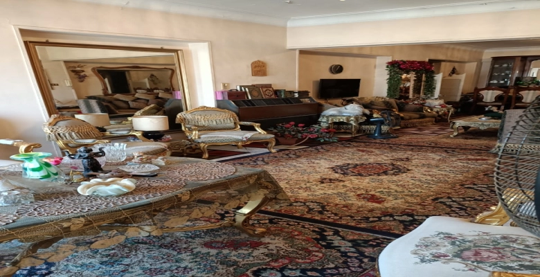 شقة للبيع بالزمالك شارع 26 يوليو 130م | بسعر مميز من Algomhoria