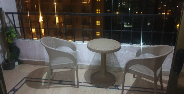 شقة مفروشة للايجار فى الدقى ميدان المساحه الدقي