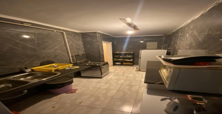 شقة للايجار بشارع يثرب - المهندسين /