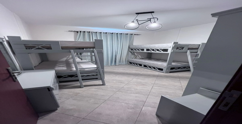 شاليه للايجار بقرية امواج - الساحل الشمالي / A chalet In Amawj Village - North Coast For Rent