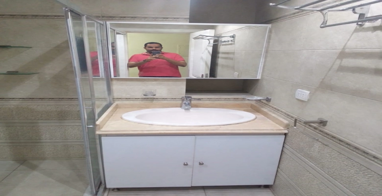 شقة للايجار في شارع احمد حشمت - الزمالك